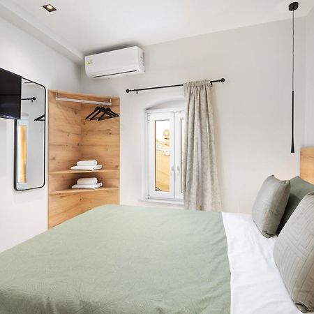 The Wellside Suite Corfu  Luaran gambar